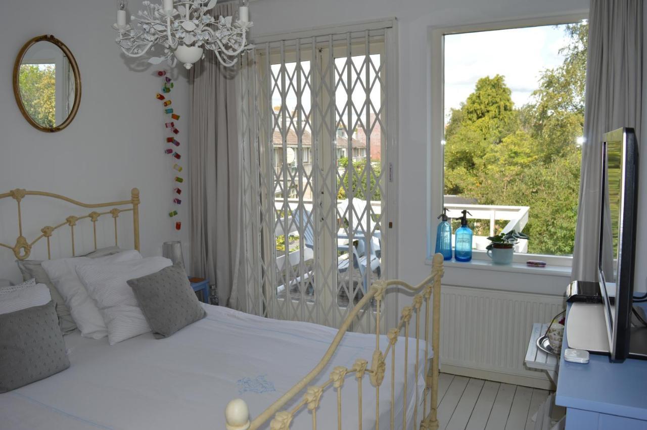 Bed & Breakfast Jo Amsterdam Diemerbrug Dış mekan fotoğraf
